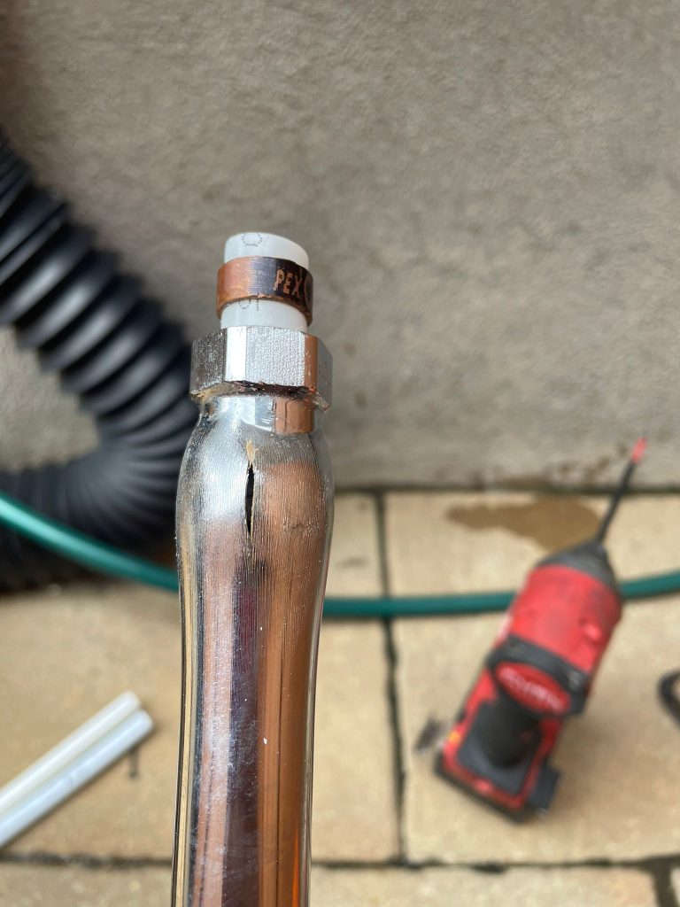 Emergency Plumbing Services Burst pipe bells corners