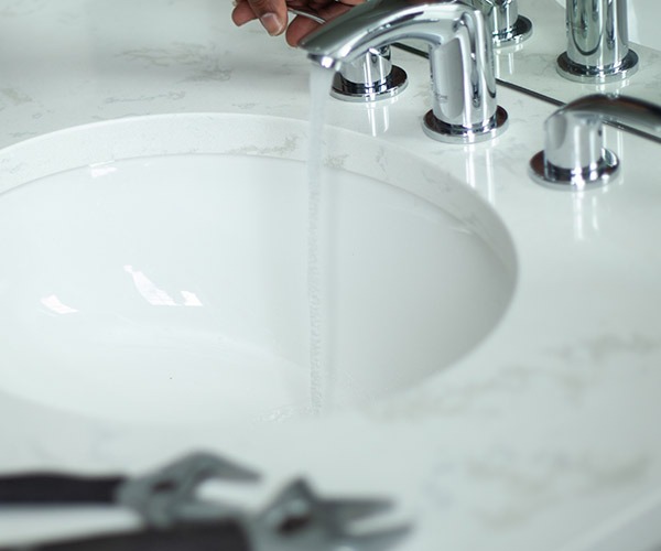 Professional faucet repair services in Ottawa