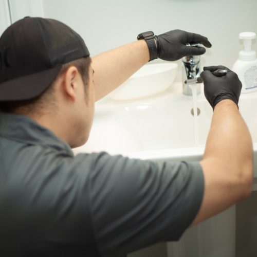 Choose John The Plumber for Faucet Installation in Downtown Toronto