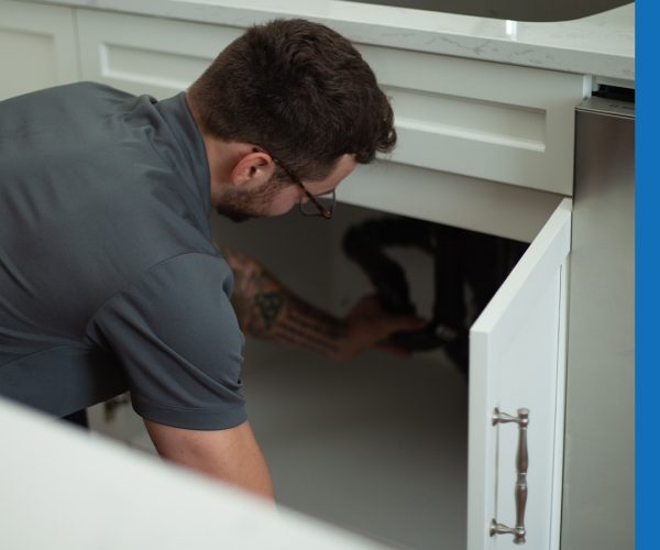 Book Your Clogged Kitchen Sink Repair Service Today!